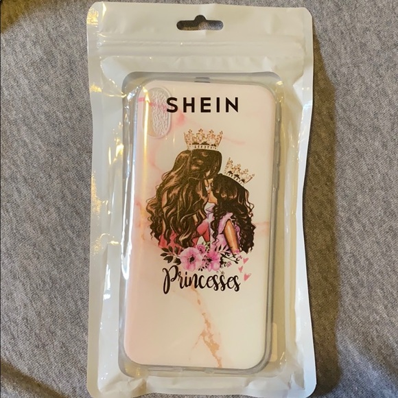 iPhone XR case - Picture 1 of 1